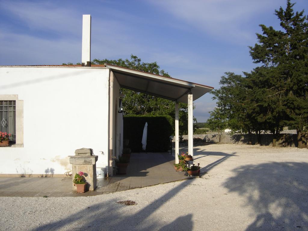 Trulli Sarmenzanello Apartment Noci Exterior photo